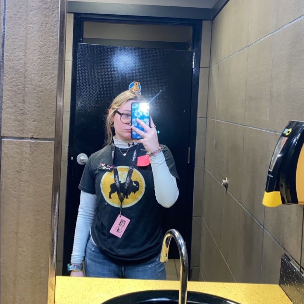 Meet your Posher, Chey